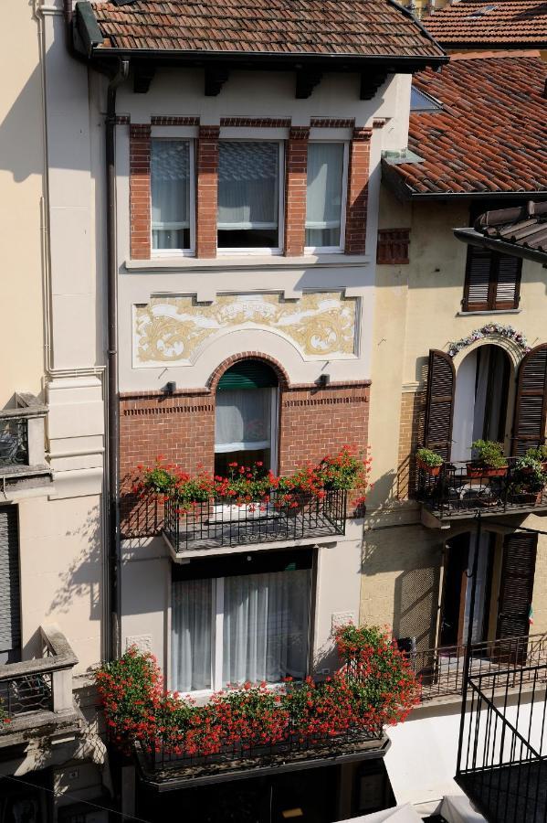 Stresa Residence Bagian luar foto