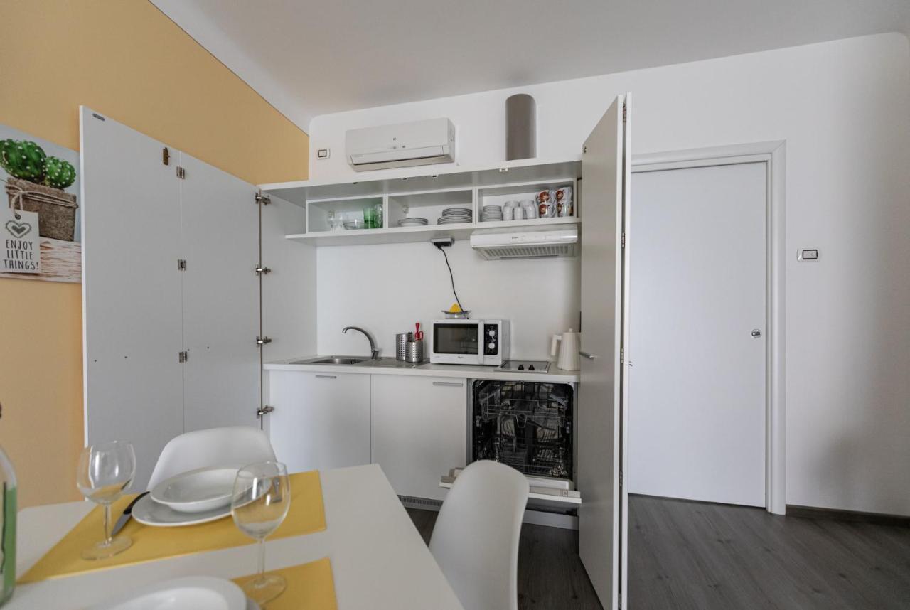 Stresa Residence Bagian luar foto