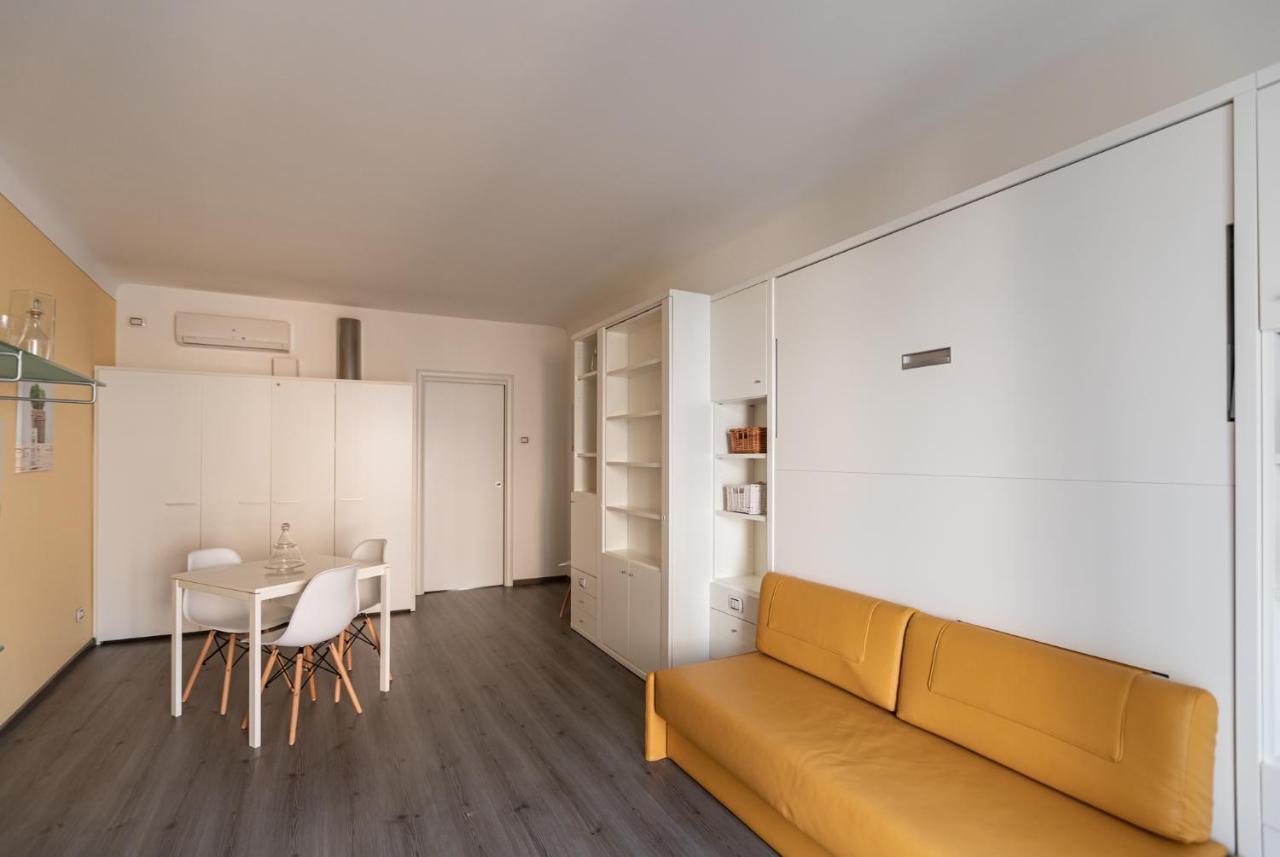Stresa Residence Bagian luar foto